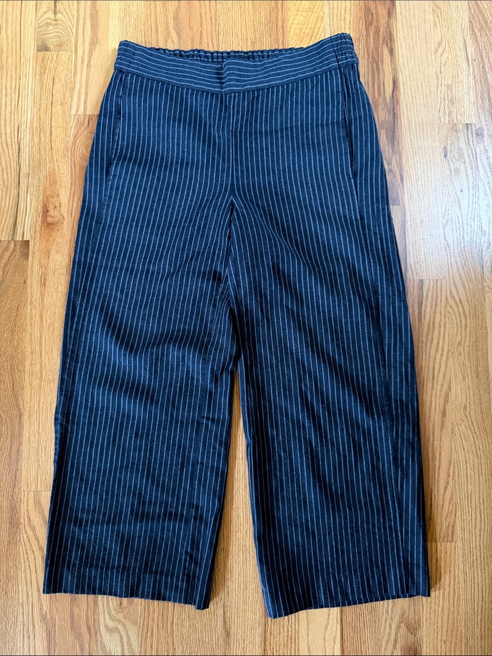 Madewell Gemma Navy Pinstripe Pull-On wool cropped Trousers XS 100% wool